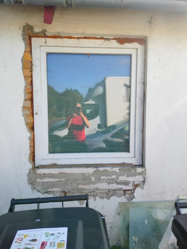 Pudsning omkring vinduer og døre