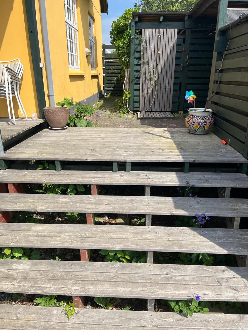 Slibning af terrasse