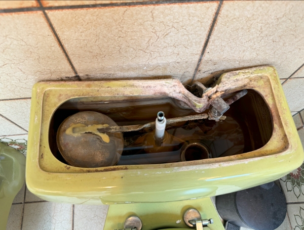 Reparation af løbende toilet