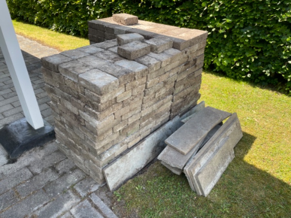 Fjernet 1,1 m3 fliser/sten