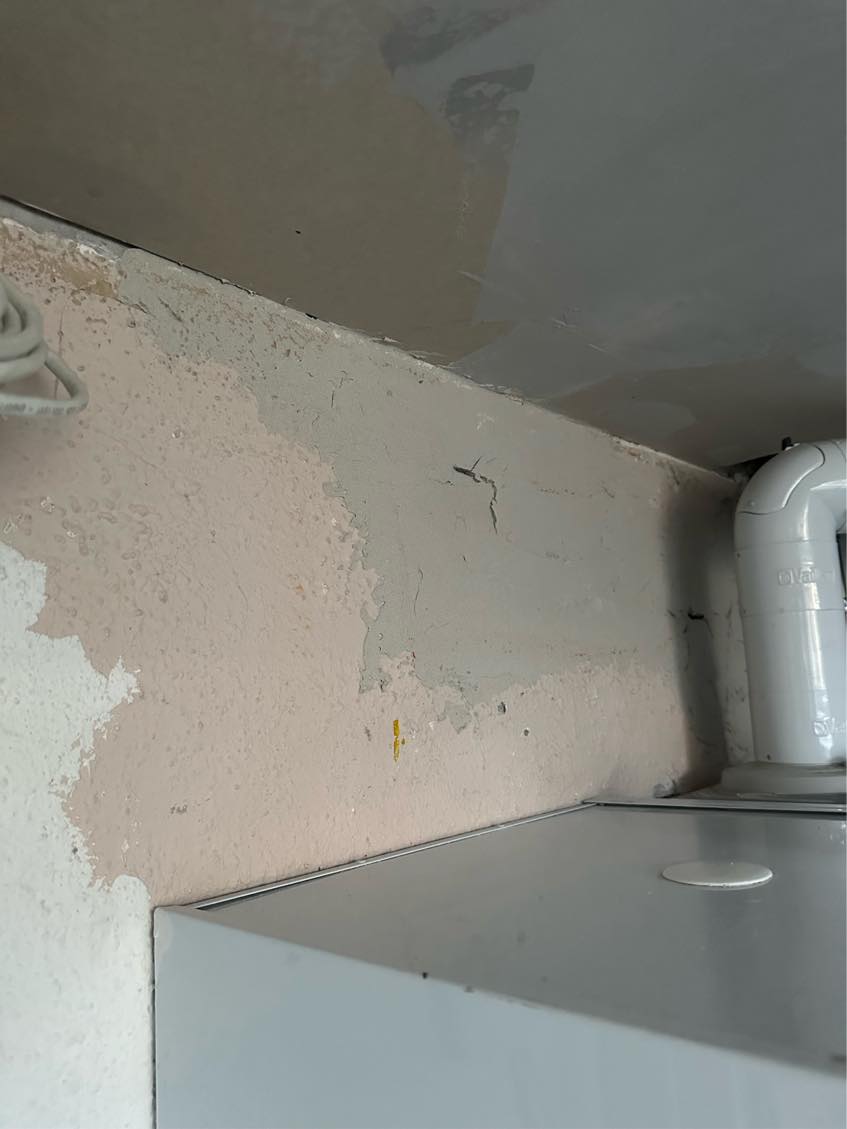 Pudsning af kældervæg