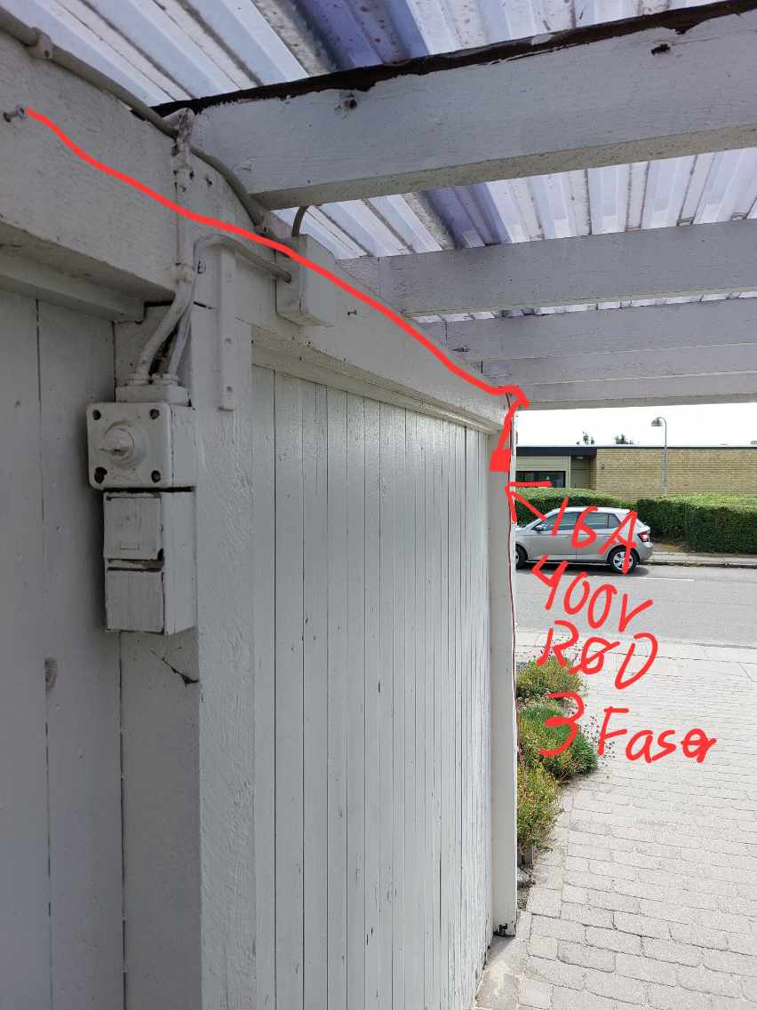 Autoriseret elektriker til at installere 16A 3 faset kabel fra hpfi til carport til opladning af EL bil med 11 kw