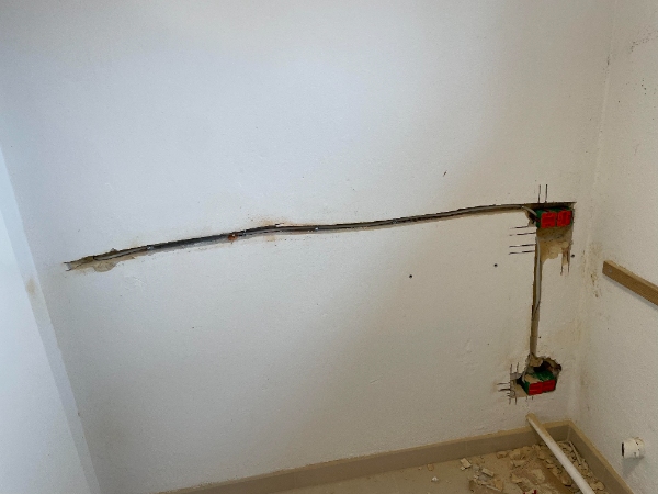 Banke gammelt puds af og pudse op med vandex bb75