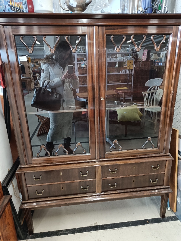 Vetrineskabe 150 cm x 140