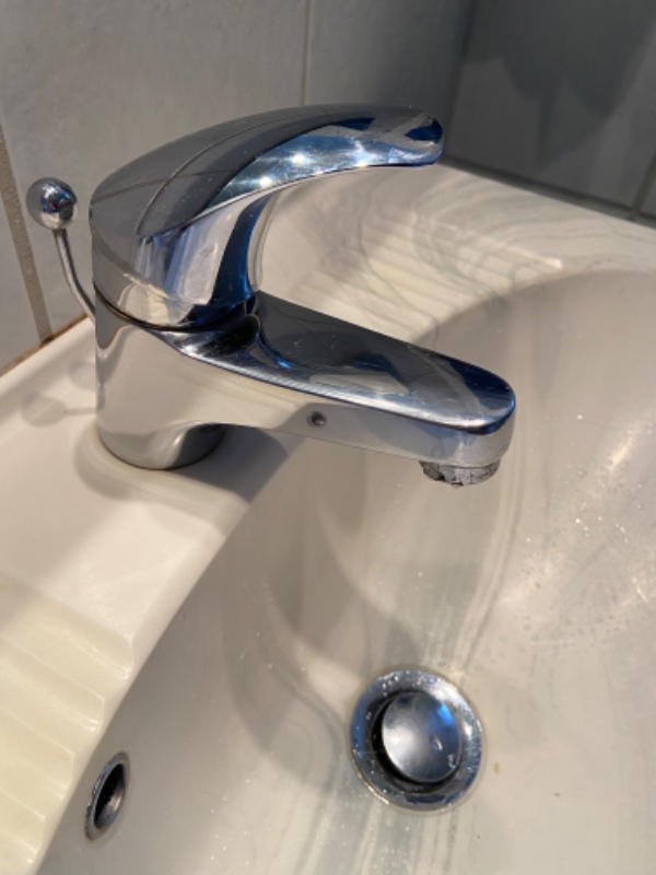 Skiftet håndvaskarmatur