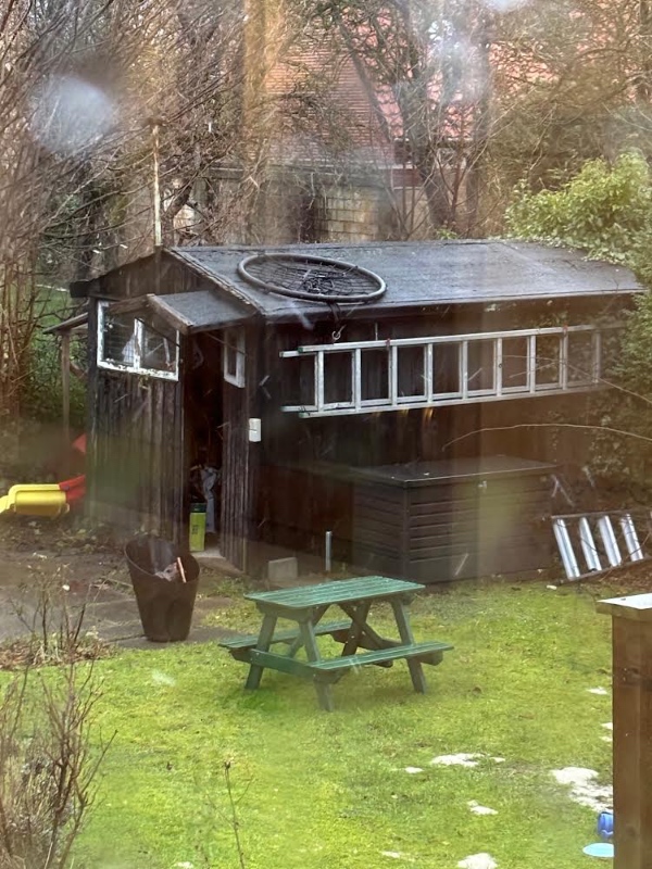 Nedrivning skur med fundament