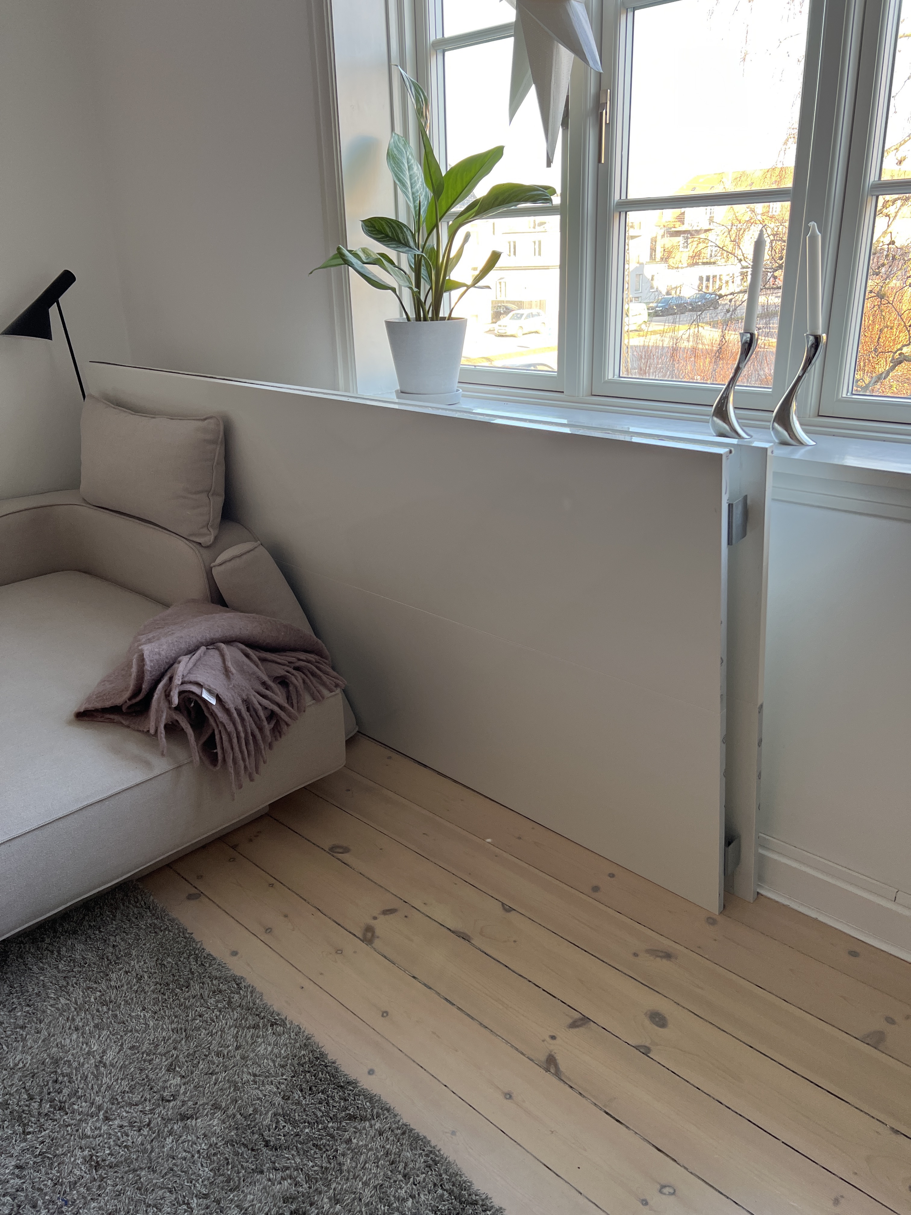 Afhentning af 2 skabslåger