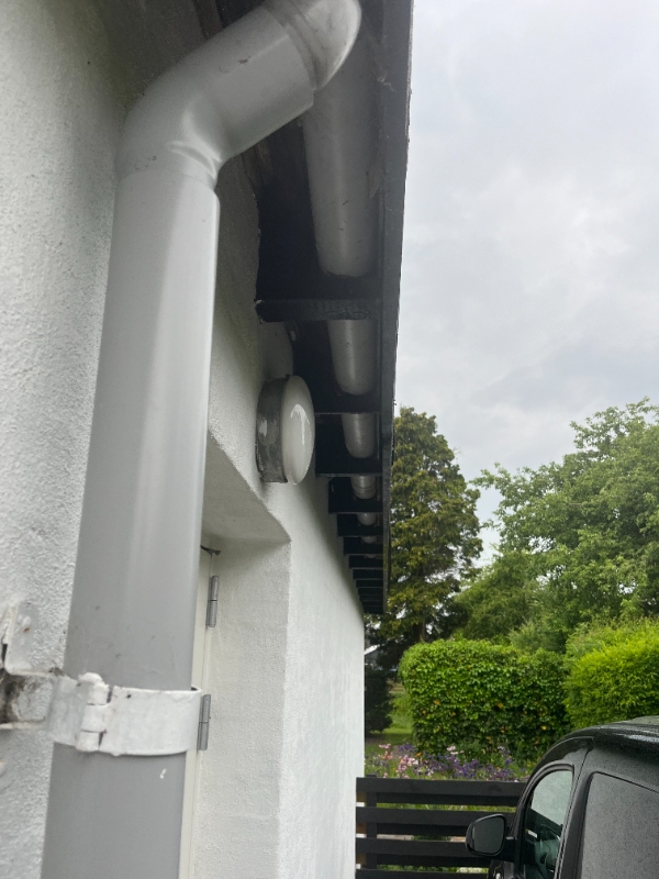 Udskiftning af brædder og tagrende