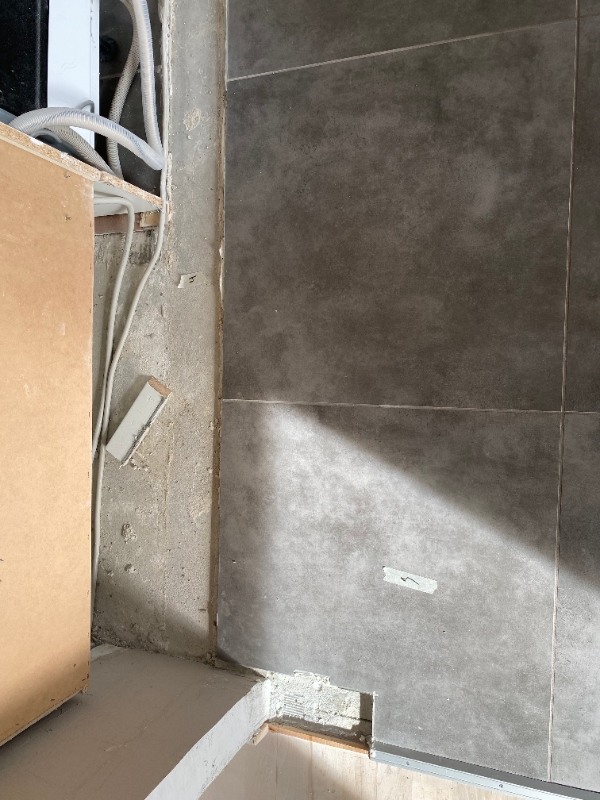 Fjernelse og lægning af fliser