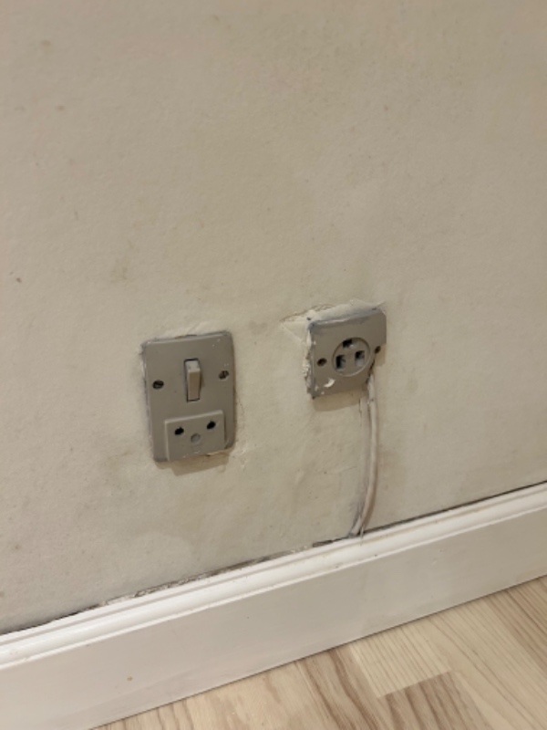 Skift af stikkontakt