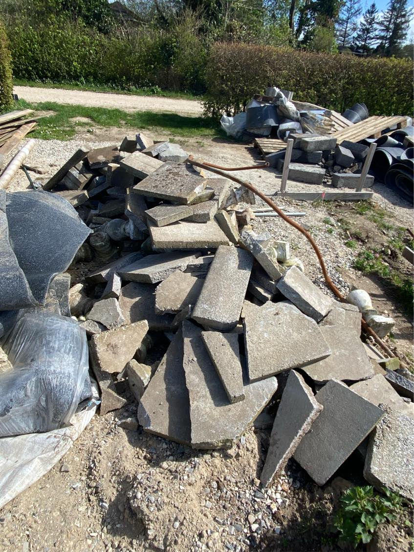 Affald på genbrugspladsen