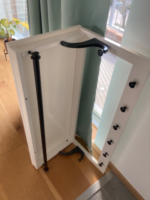 Handyman för upphängning av tavlor, spegel, hylla, vägglampa