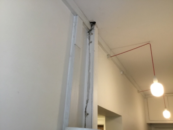 Fyldning af huller i væggene/spartling