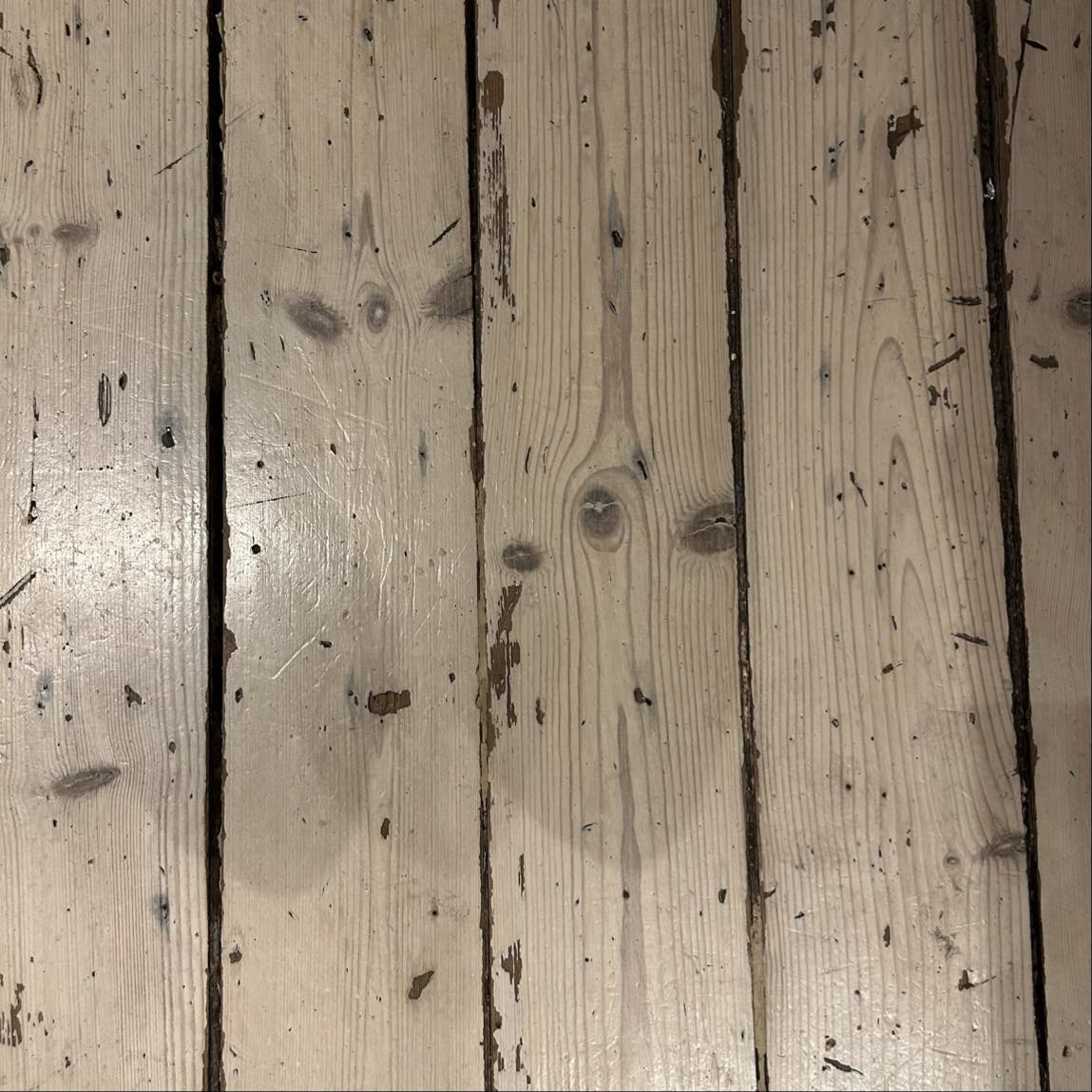 Fuge og slibe trægulv