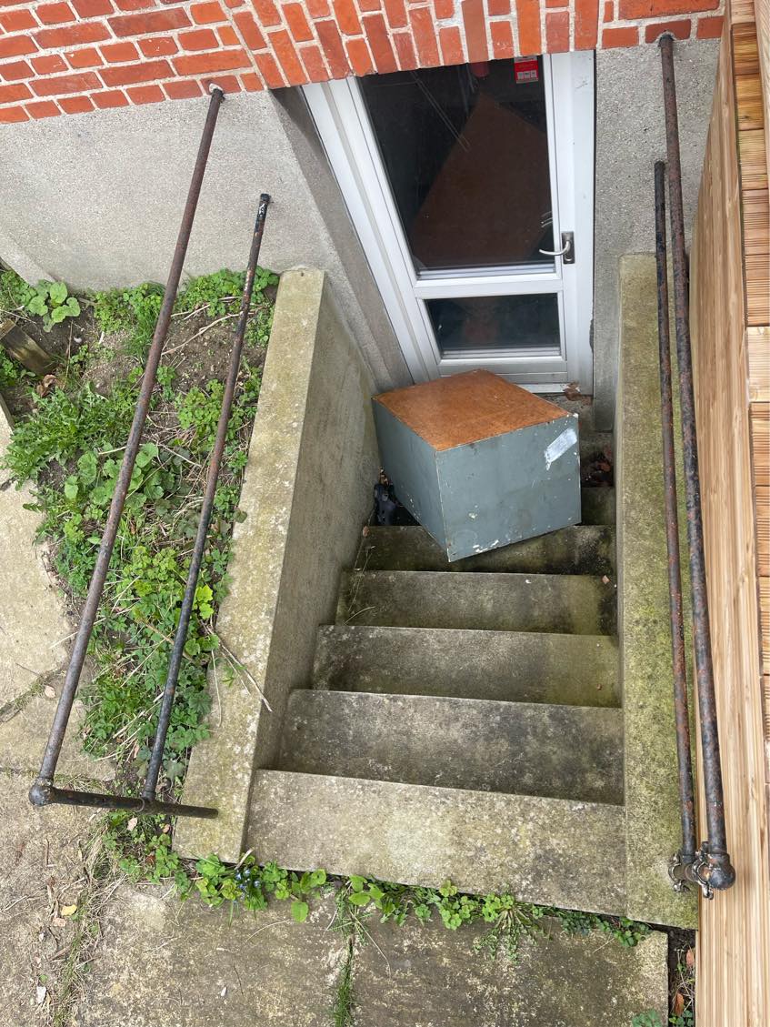 Bortskaffelse af pengeskab