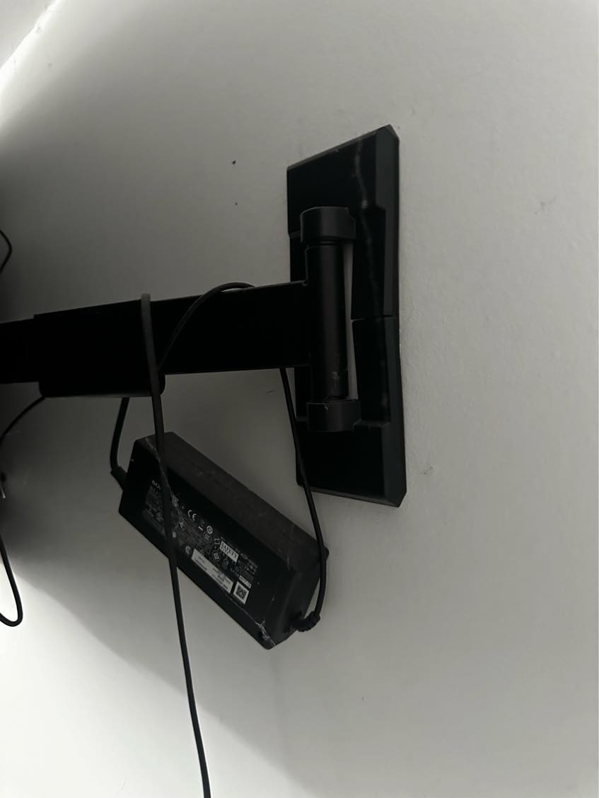 Nedtagning og opsætning af TV og lamper