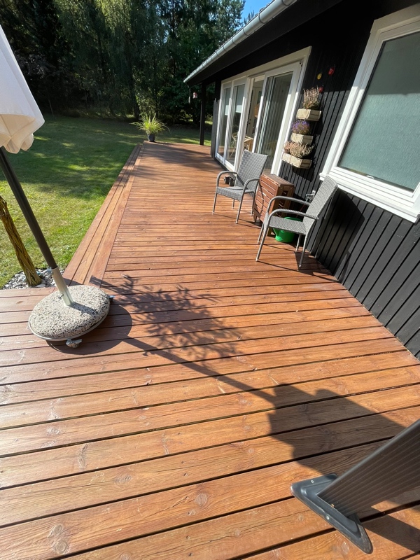 Afslibning af 70m2 ældre træteresse