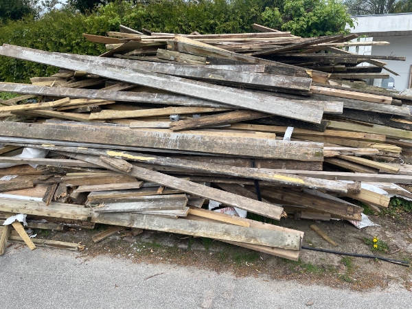 Fjernelse og bortkørsel af træ