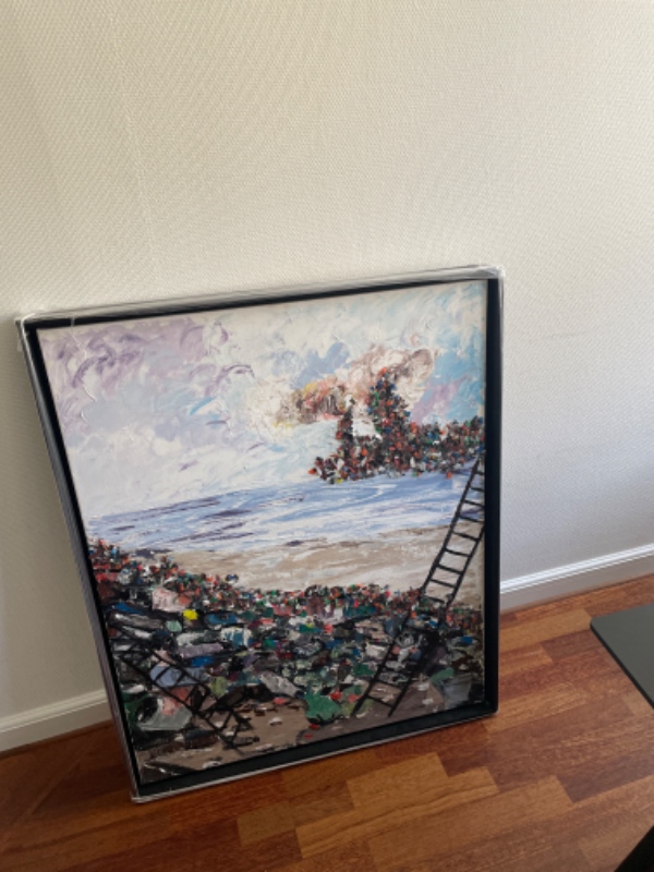 Opsætning af 2 billeder og en tavle på gipsvæg