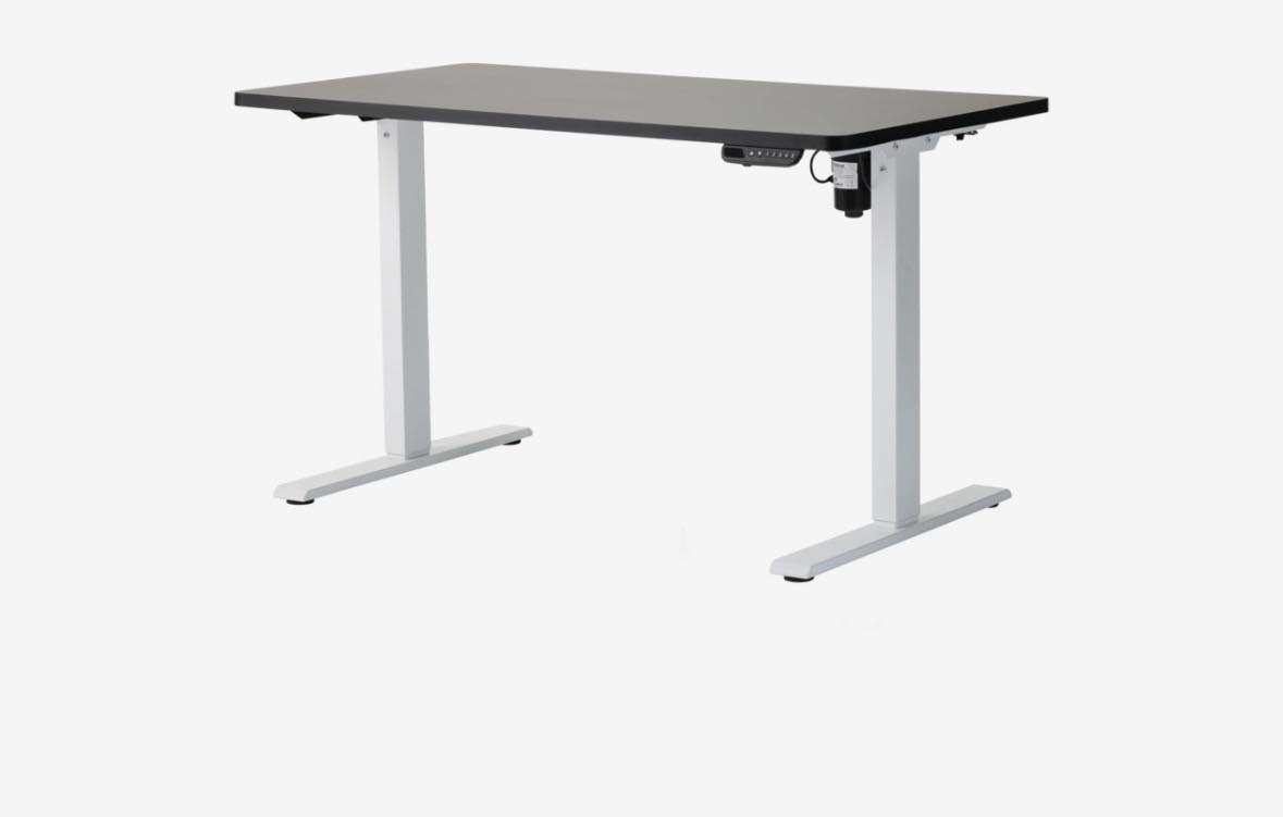 Samle af møbler omm