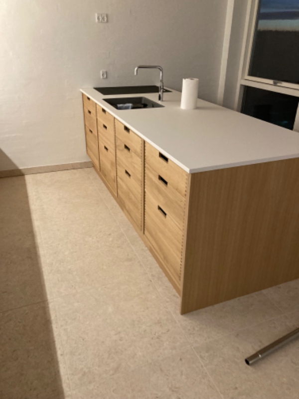 Slutrengøring 2 værelseslejlighed 63m2 inkl rengøring af køkken og bad inventar