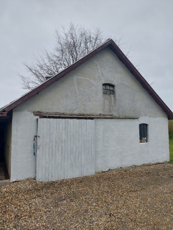 Garagen skal renoveres. Søger murer