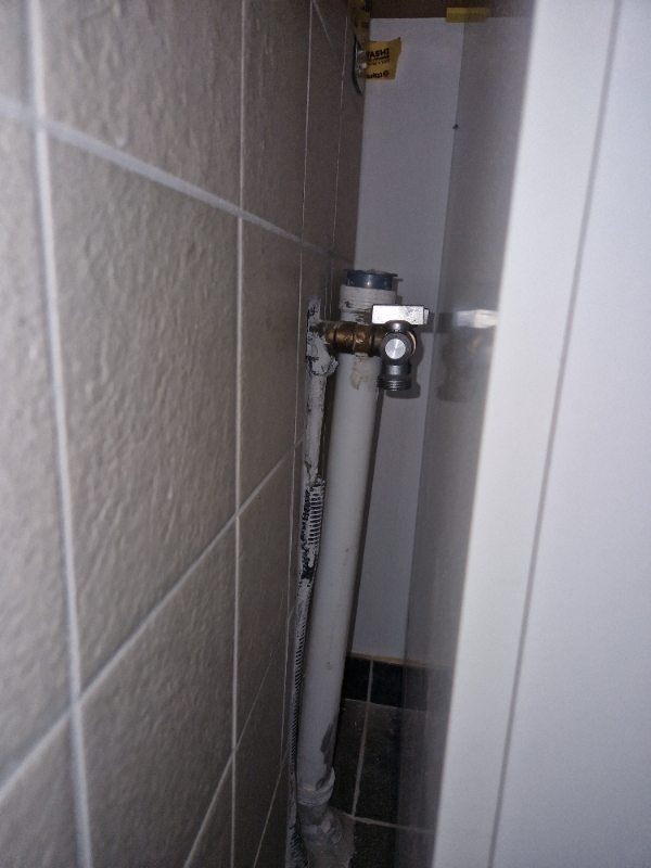 Håndvask armatur installation + vaskemaskine/opvaskemaskine tilslutning