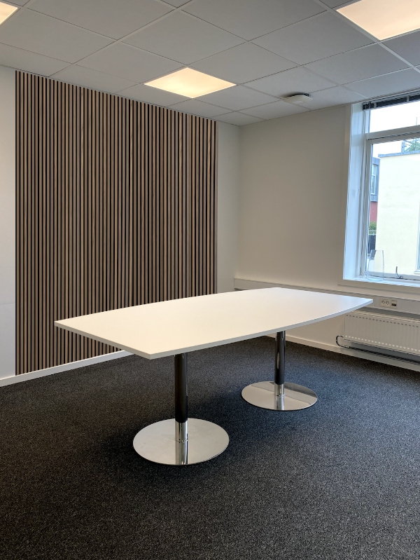 Tilskæring & montering af BASIC Akustikpaneler fra Fibrotech 