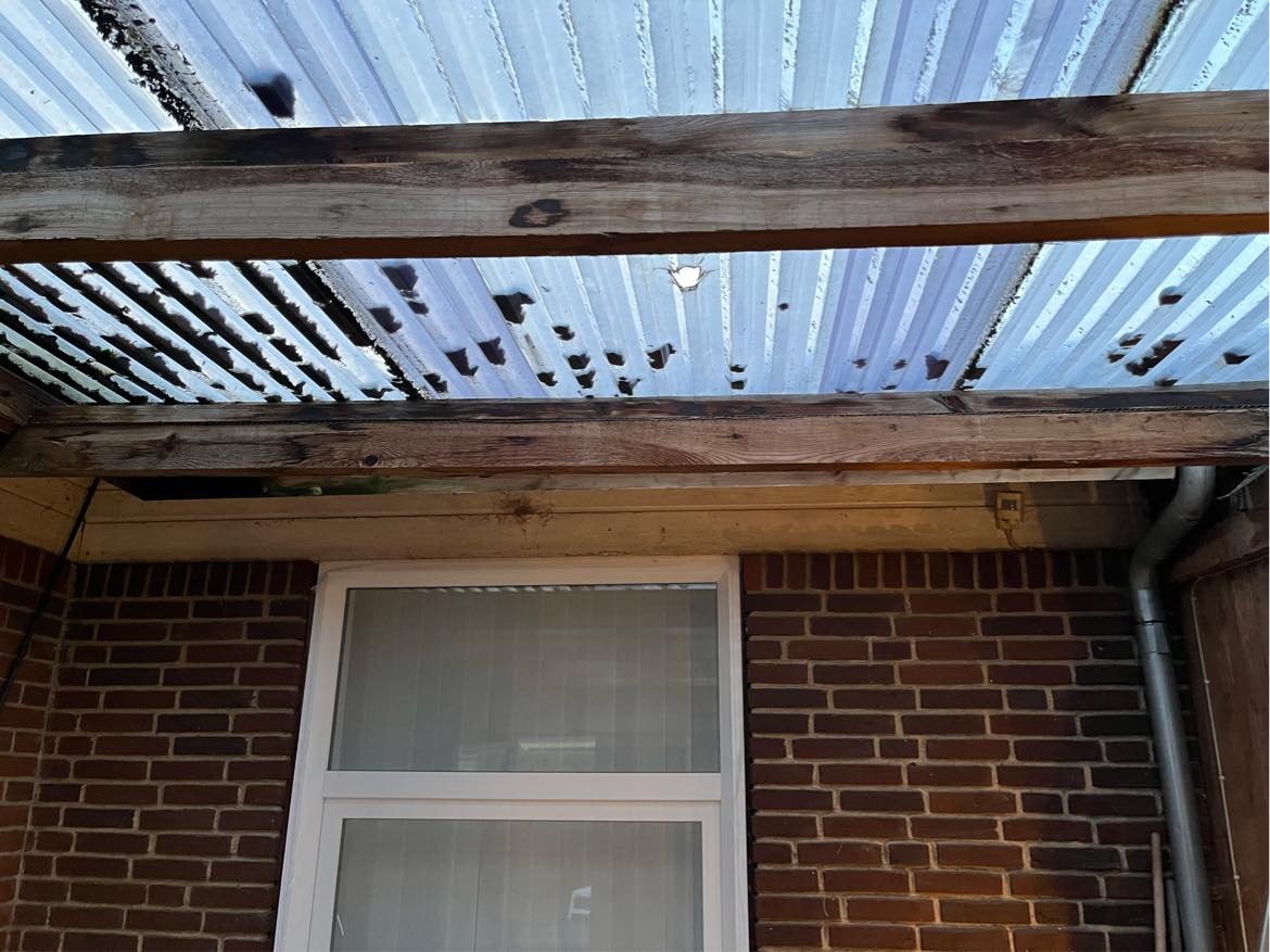 Skift af trapez plader på tilbygning