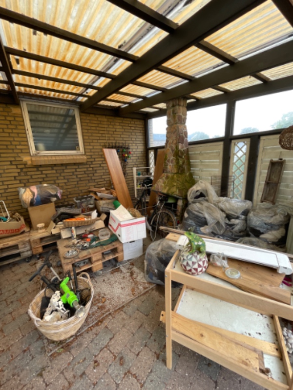 Dødsbo, ting til storskrald og genbrug. Kræver bil og flere folk