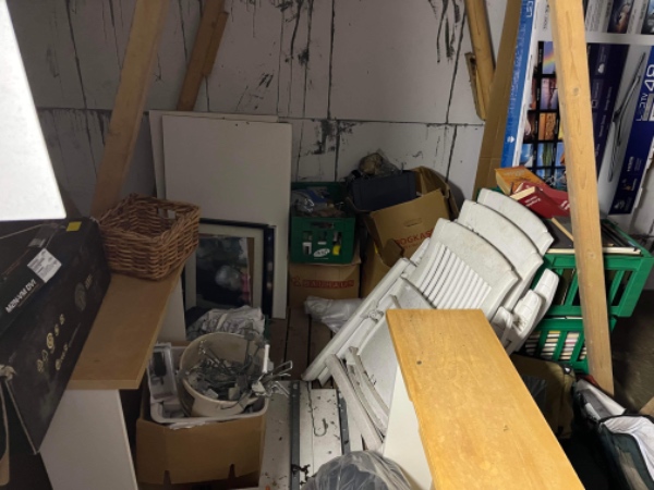 Tømme et loft og køre på forbrændingen