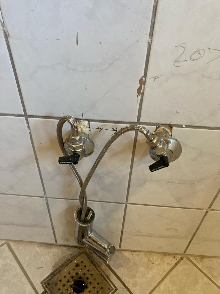 Ændring af VVS rør og udskiftning af ballofix