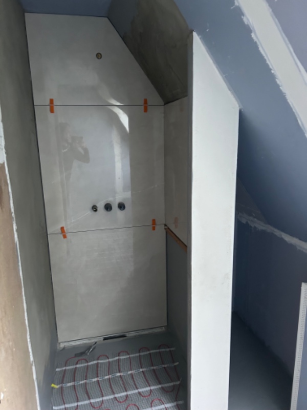 Fliser på badeværelse