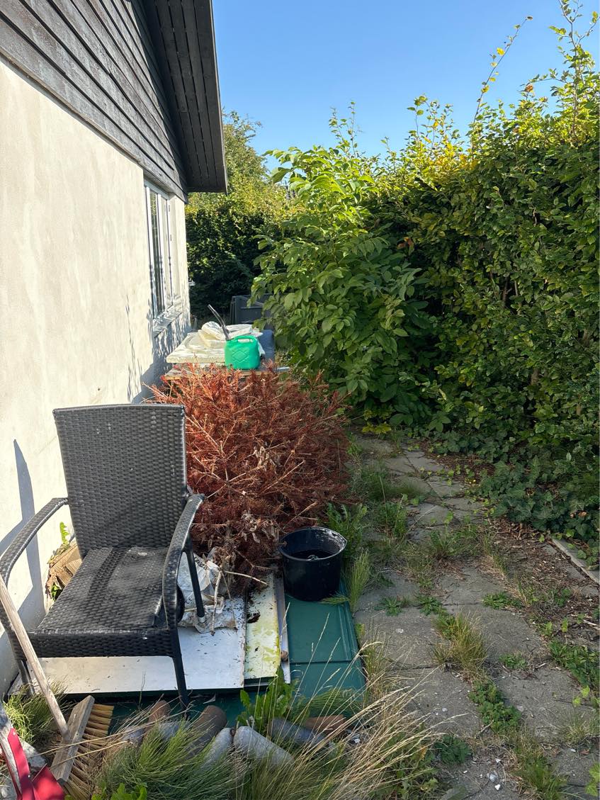 Div havearbejde og ting til Losseplads
