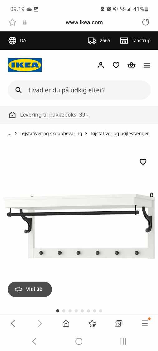 Opsætning af lamper, gardiner og væghylder