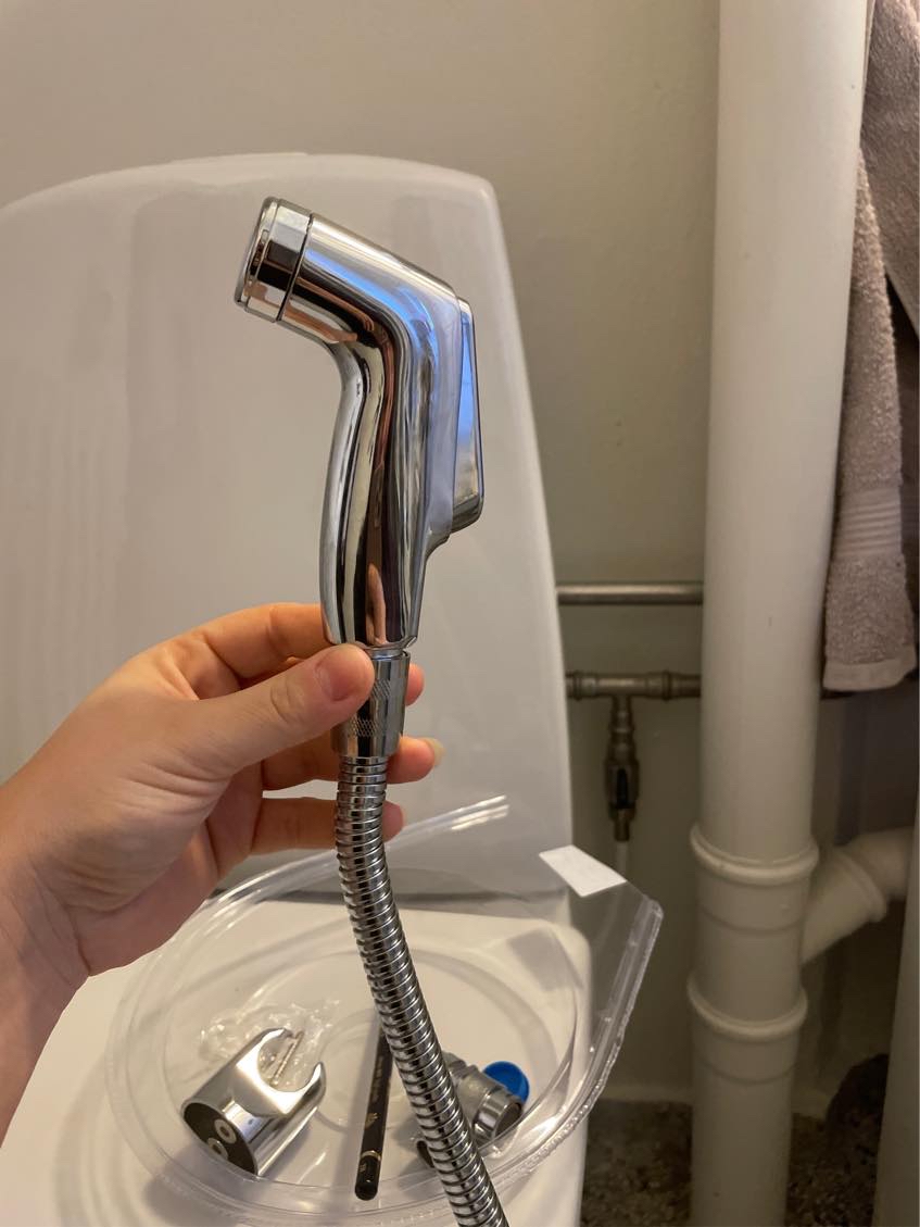 Bidet ophæng og tilslutning