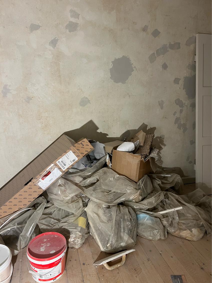 Flyttet loftrum + fjernelse af byggeaffald
