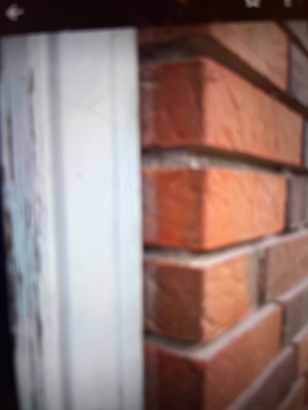 Fugning af mur på et Rækkehus ca.25 kvm, og 10 kvm.  Tilse og vurdering af opgave. 