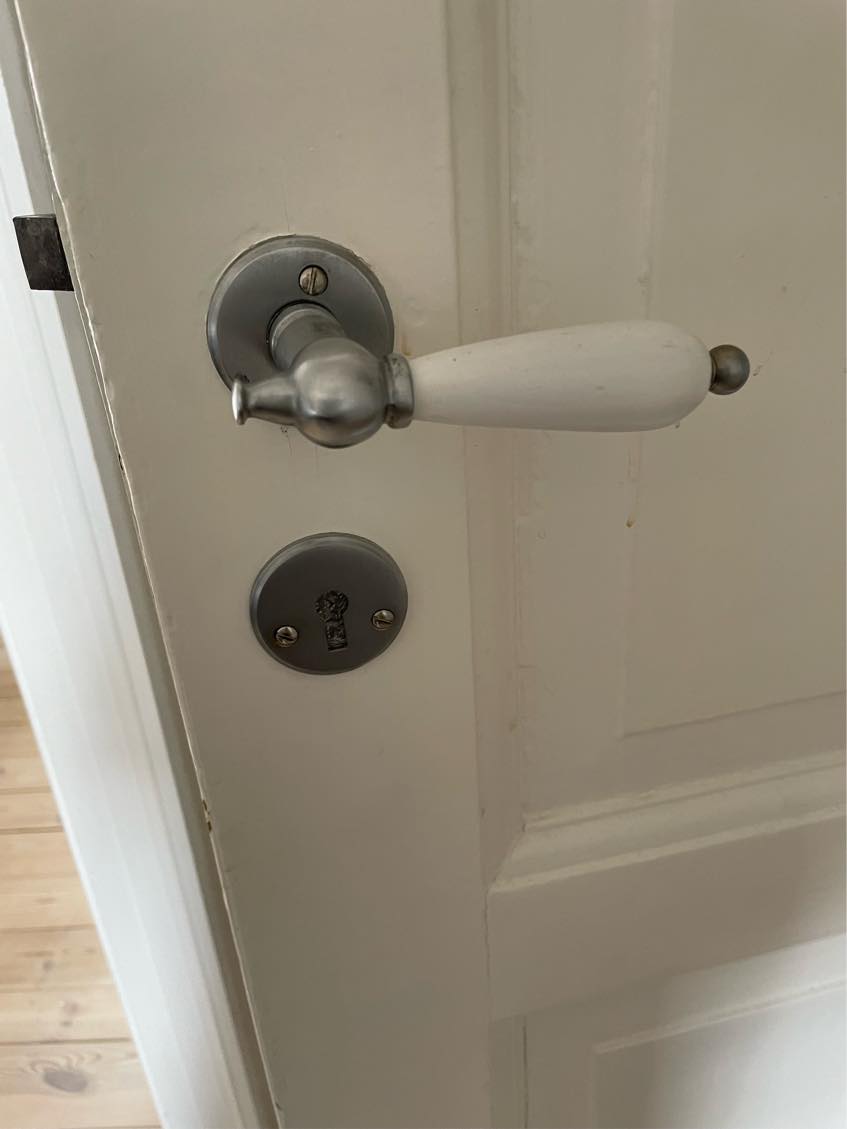 Sætte håndtag på