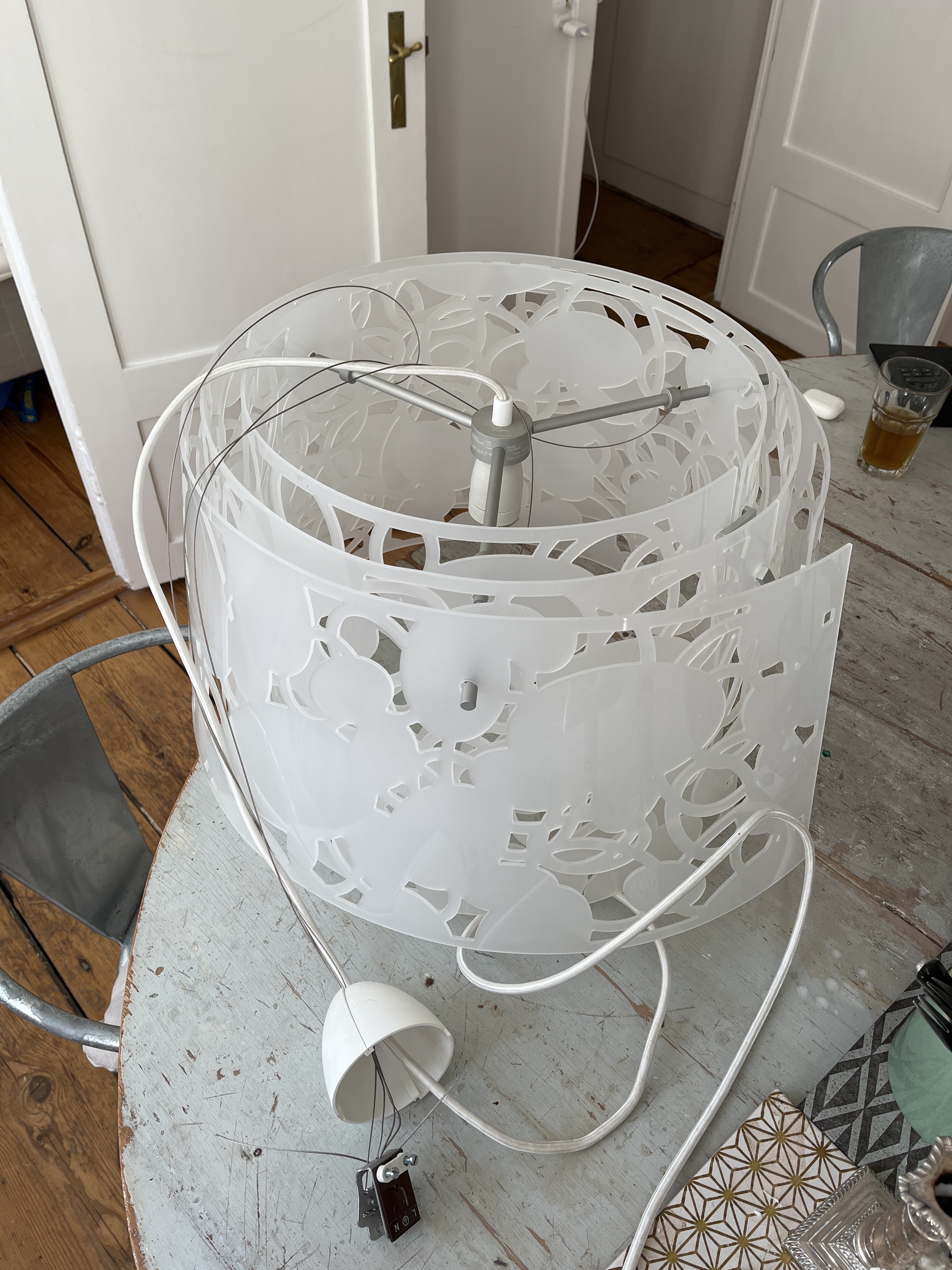 Hænge lampe op i Indre By