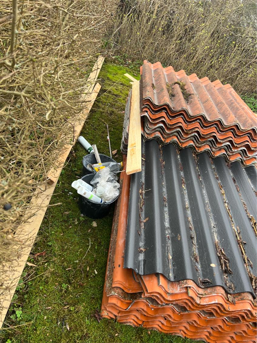 Have fjernet alt skrald der ses på billede