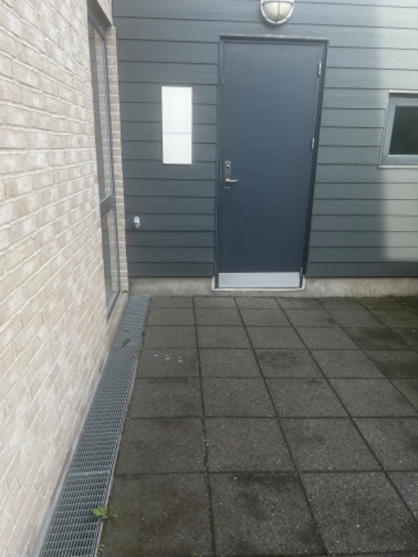 udgravning til ladestander, ca. 20 meter fra eltavle til parkeringsplads