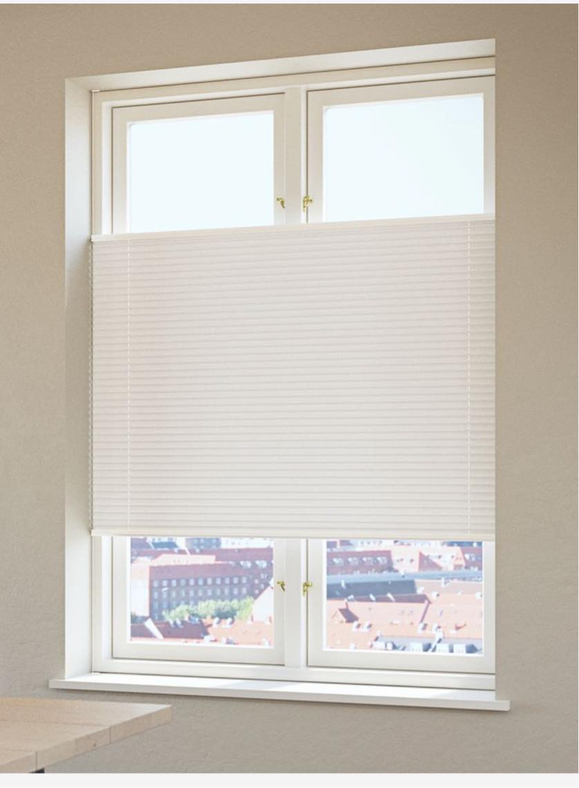 Ophængning og tilpasning af gardiner og persienner