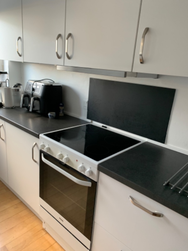 Sætte selvklæbende mosaik op i køkken  0,40 cm x Max 5 m