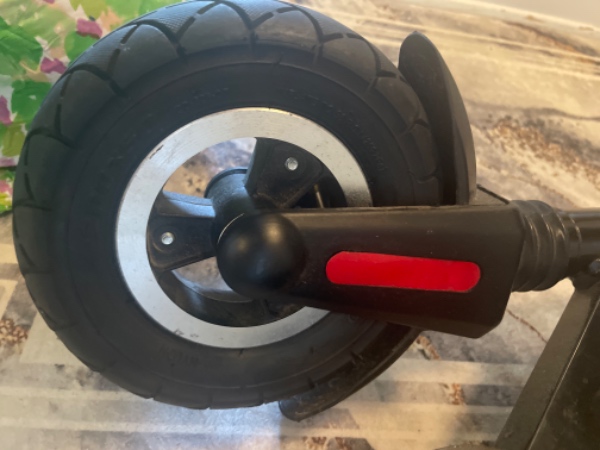 Lappet eller skriftes hjule på en el løbehjul,