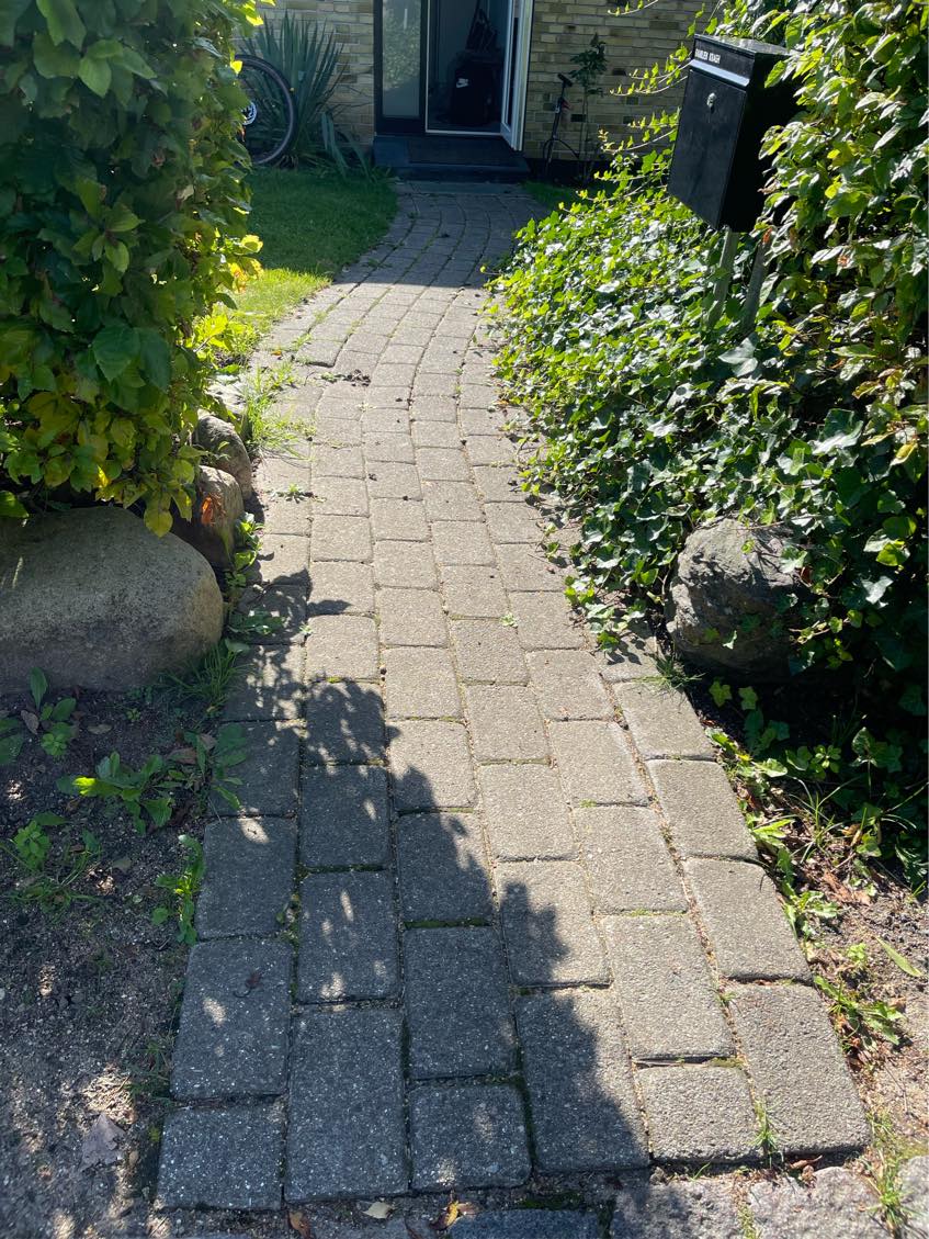 Belægning af nye havefliser