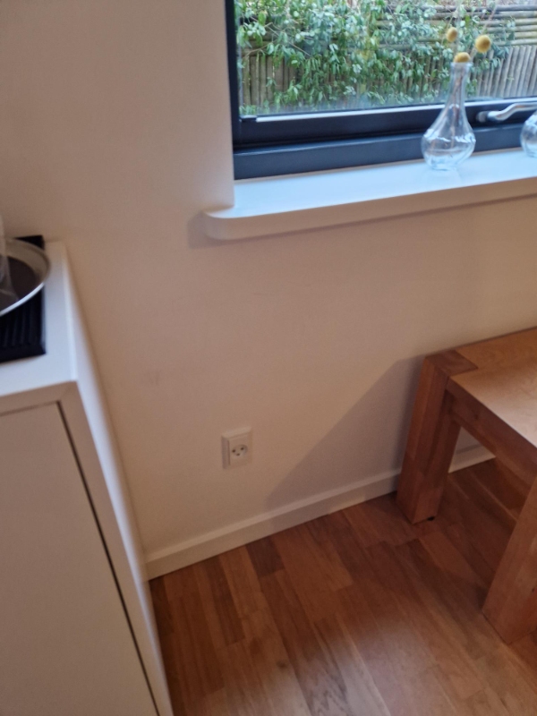 Nyt stikkontakt udendørs