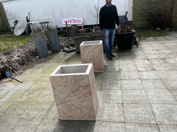 Flytte et tungt granit bord hurtigst muligt fra Slagelse til Sørby. Ca 8 km.