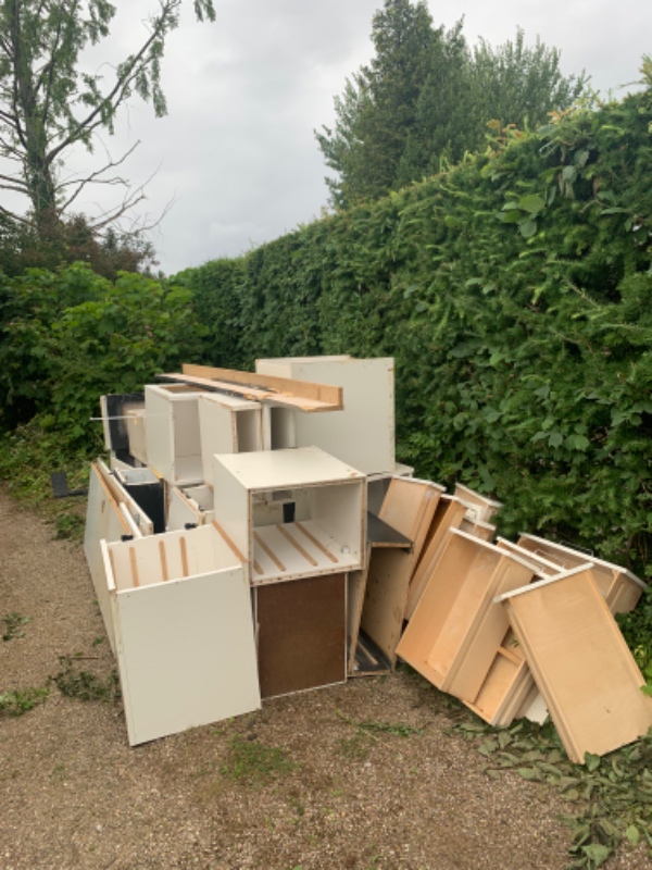 Afhentning af nedrevet køkken