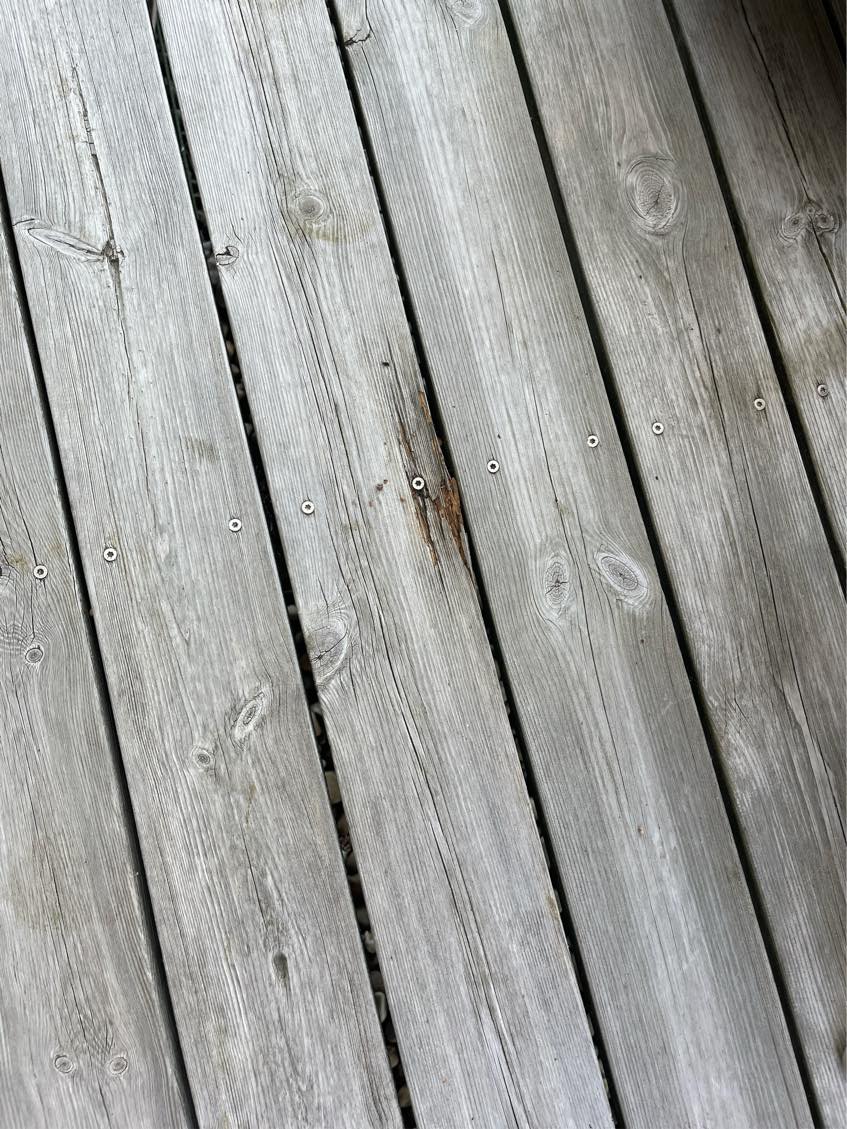 Skifte planket på plankeværk